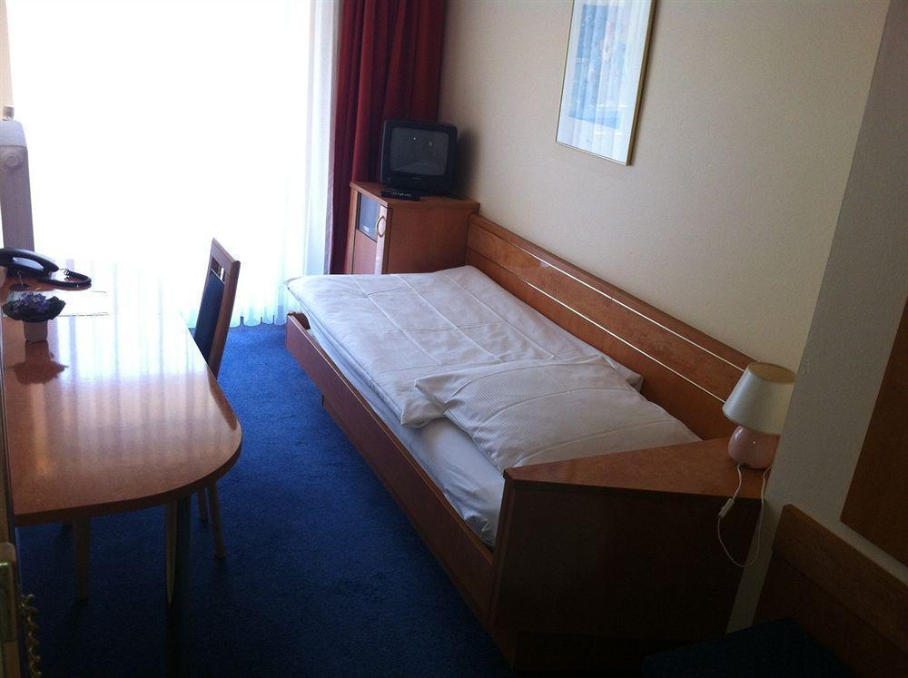 Hotel Europa Pforzheim Extérieur photo